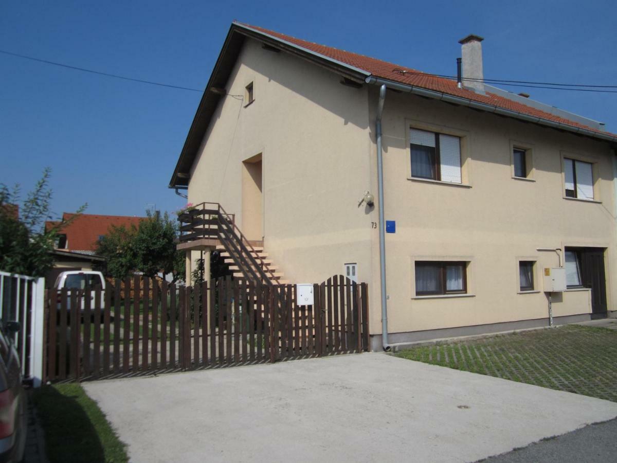Apartman Tim Осиек Экстерьер фото